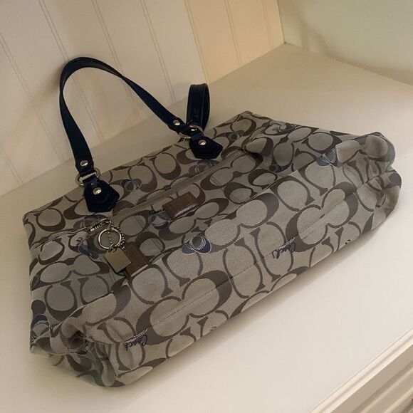 COACH POPPY Purse - Picture 10 of 10